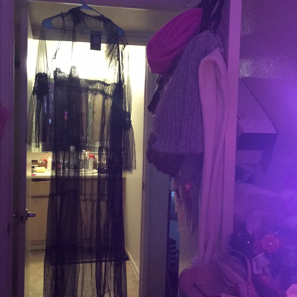 Black mesh kimono
